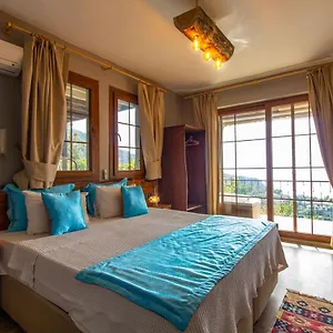 Hotel Keyif, Faralya